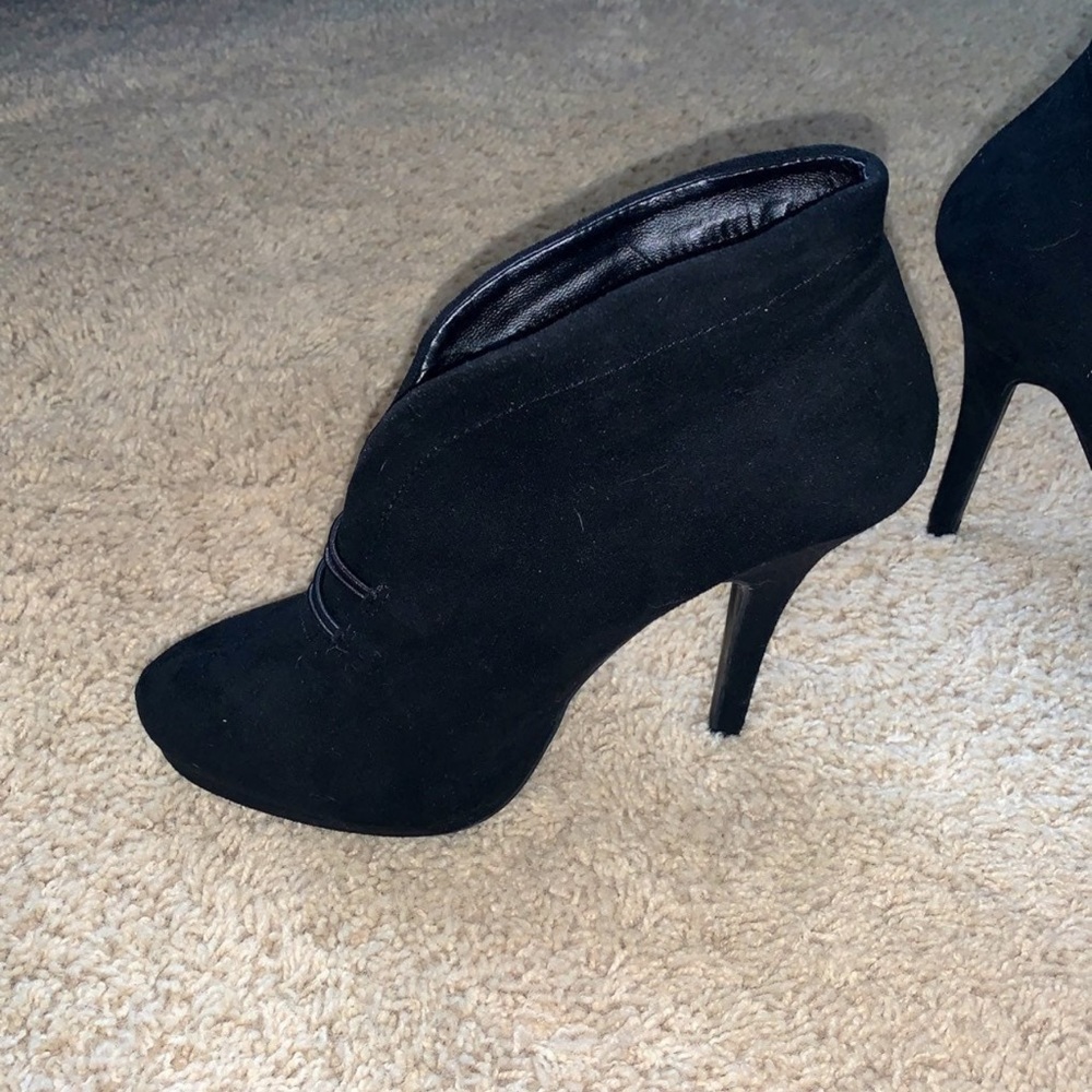 Apt. 9 Booties